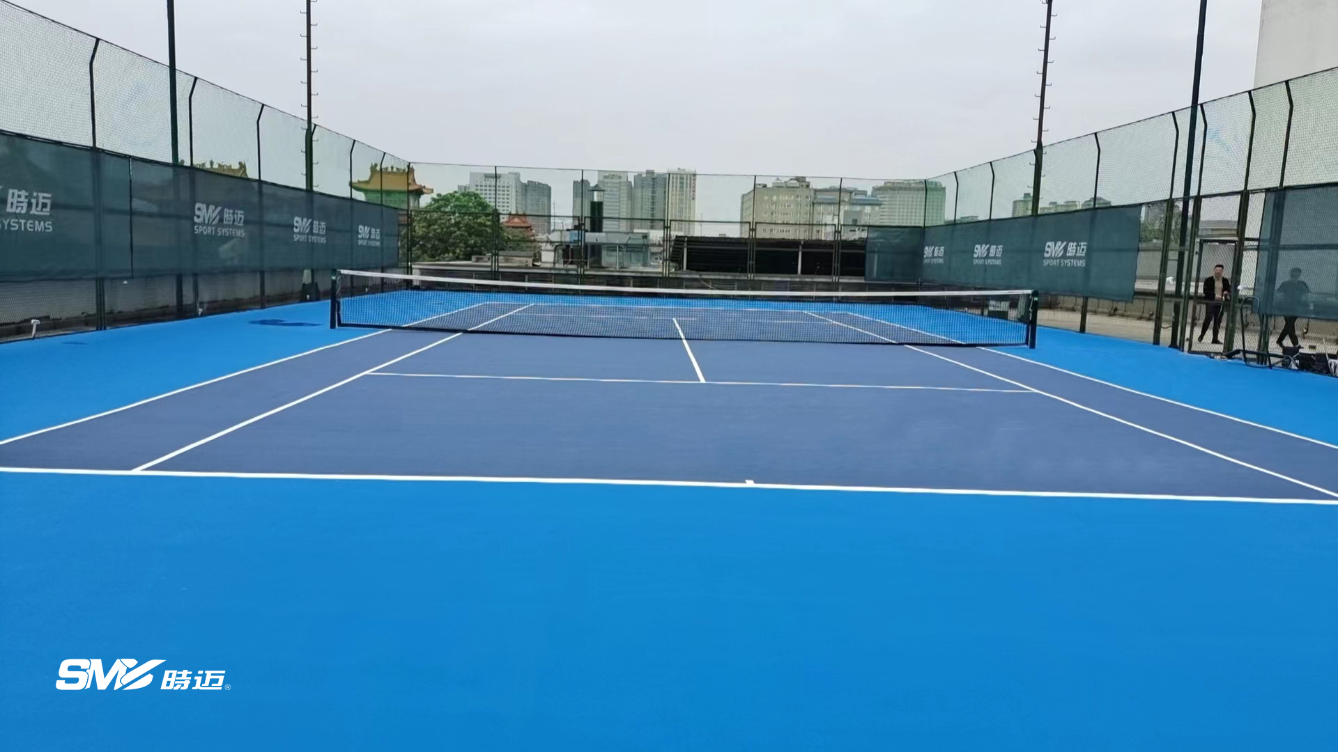 西安酒店楼顶-丙烯酸